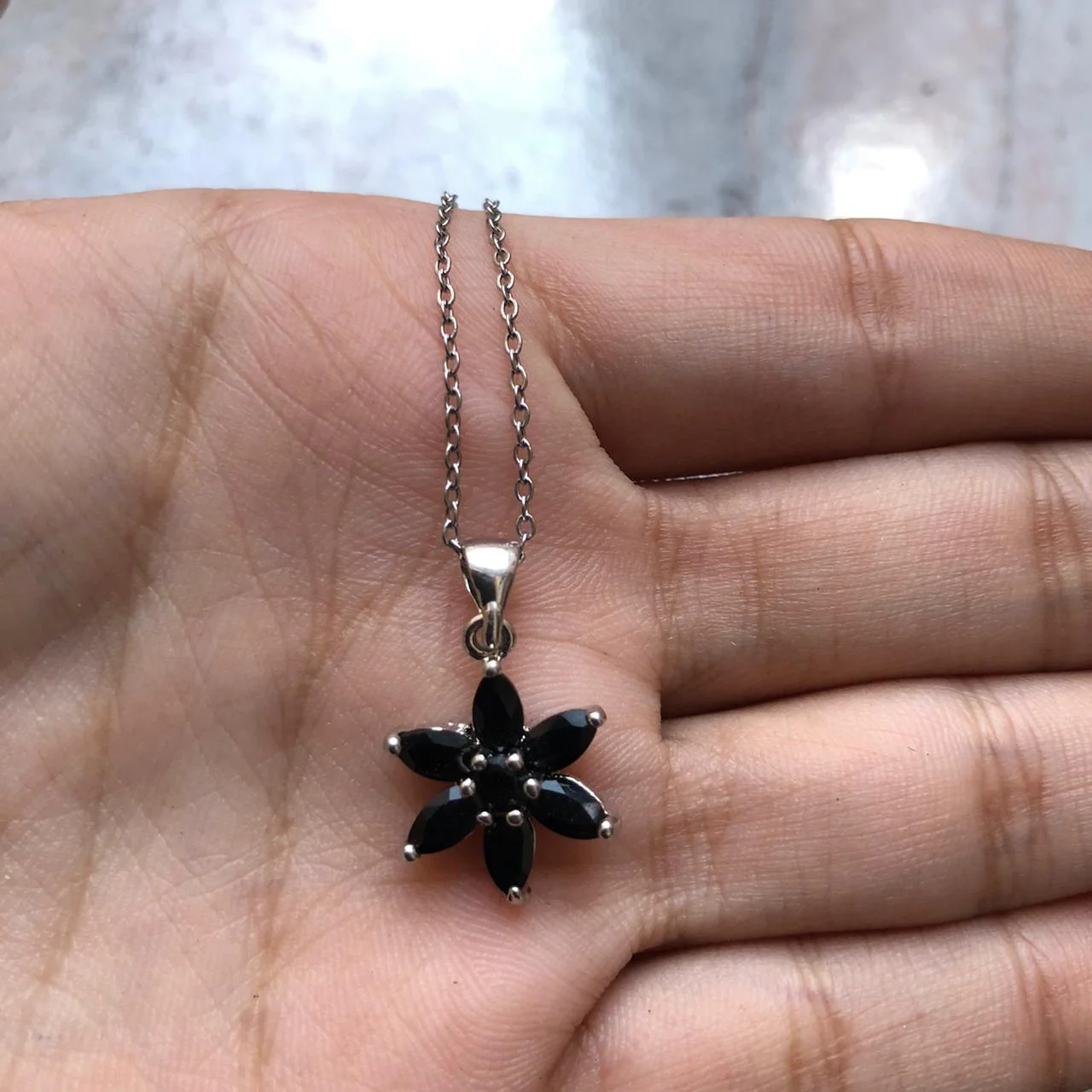 18KGP Blackstone Flower Pendant - Image 2