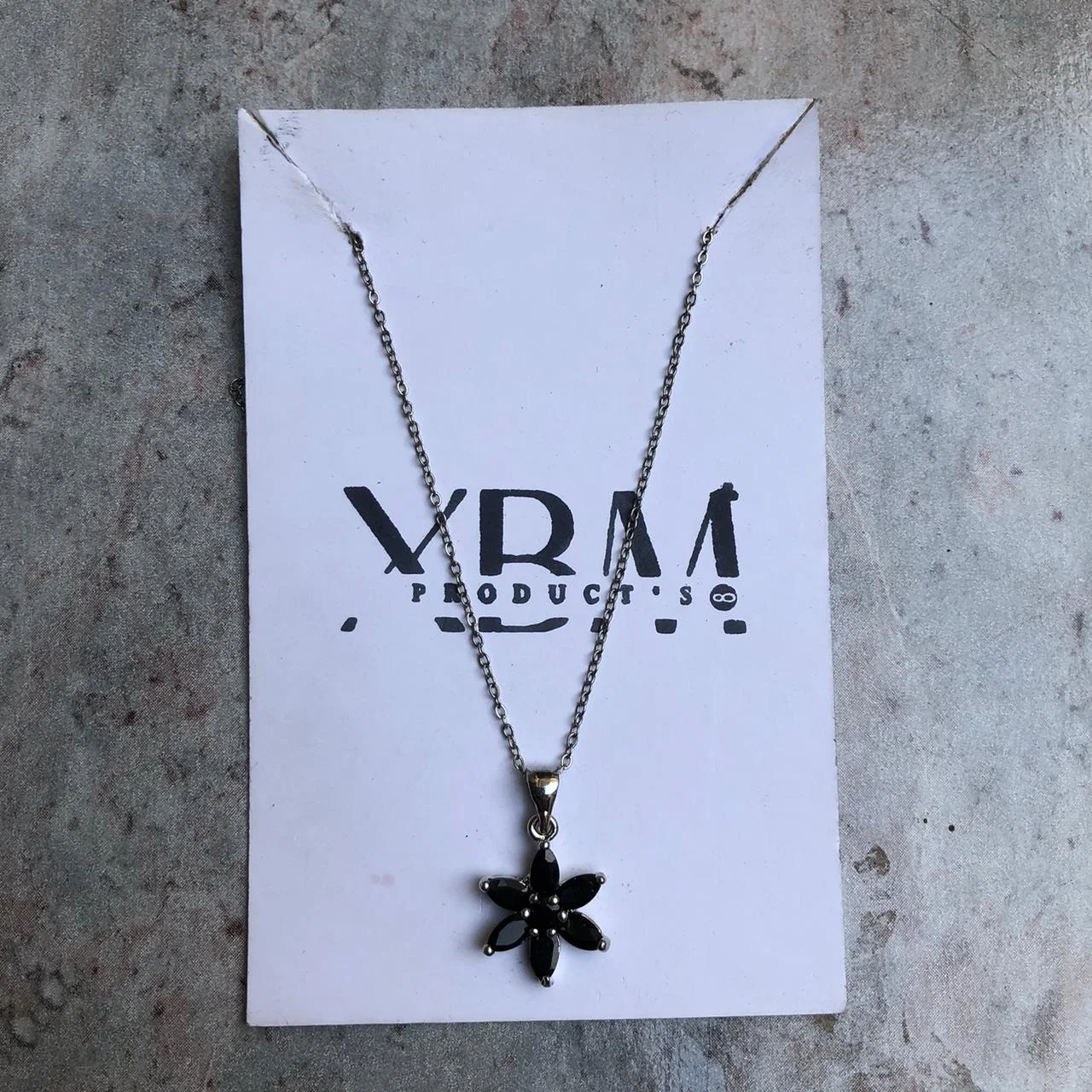 18KGP Blackstone Flower Pendant - Image 4
