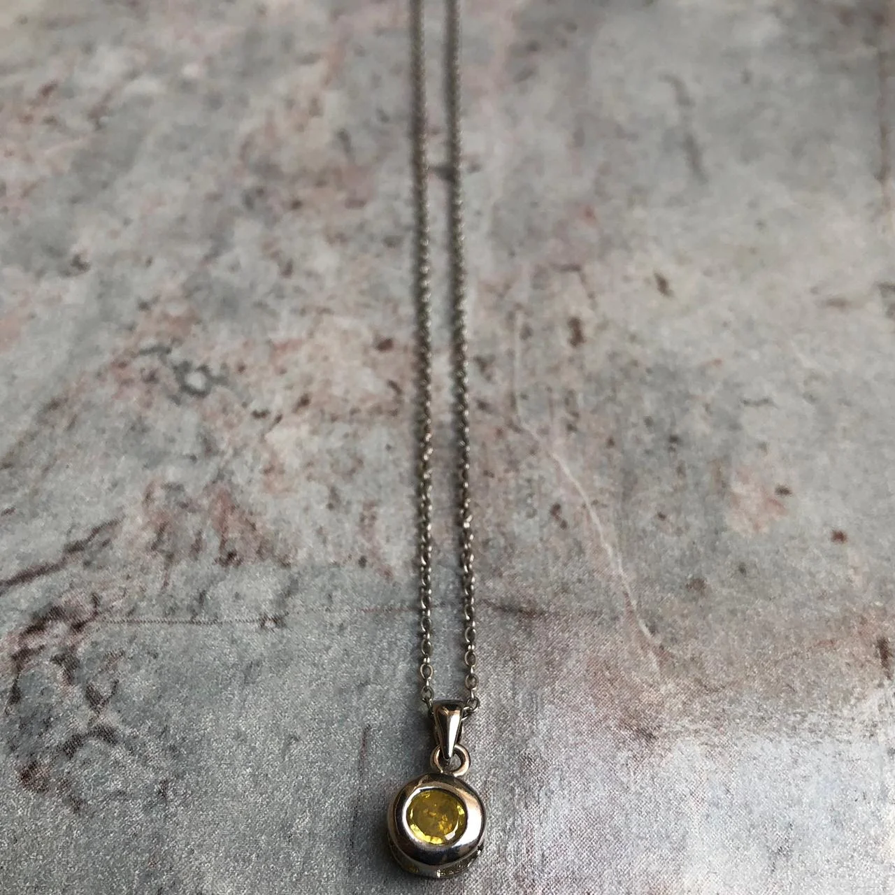 18KGP Round Yellow Gemstone pendant - Image 3